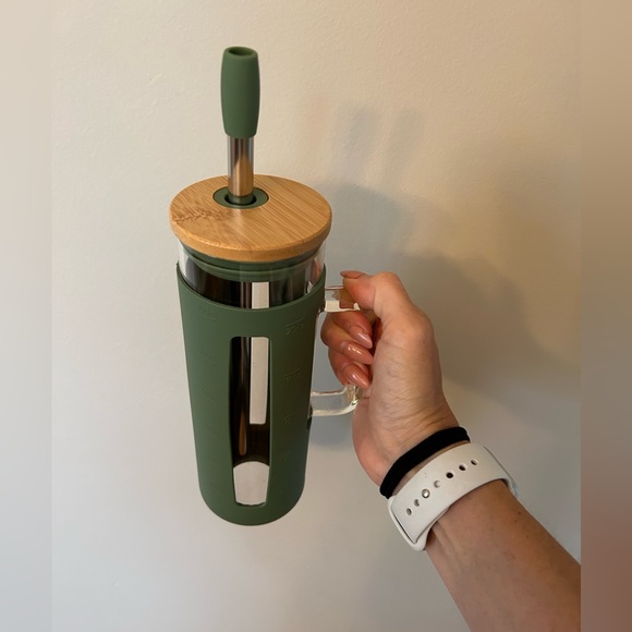 Glass Water Bottle - Picture 4 of 5